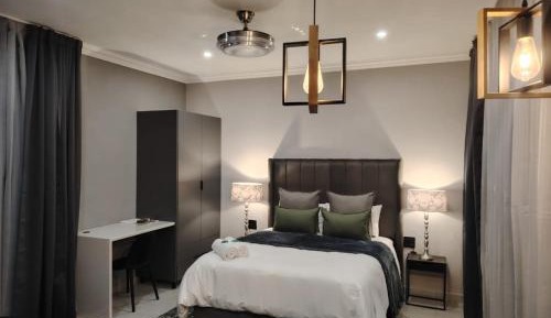 Deluxe Double Room with Shower