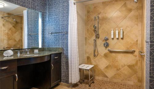 Suite with Two Queen Beds and Roll-In Shower - Mobility/Hearing Access