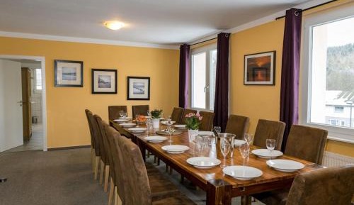 Eight-Bedroom Holiday Home