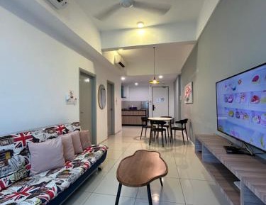 Two-Bedroom Apartment with City View