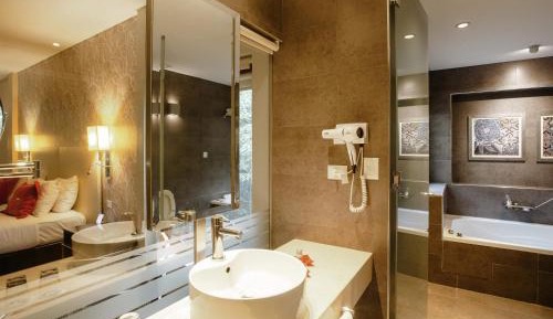 Junior Suite with Double Bed and Sofa Bed