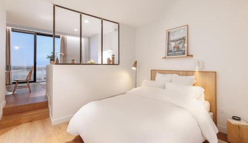 Apartment with Terrace