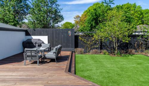 Five-Bedroom Apartment