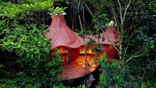 Deluxe Double or Twin Room with Mountain View