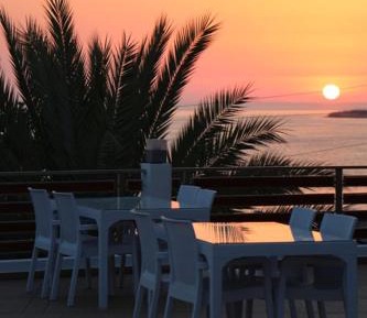 Deluxe Double Room with Balcony and Sea View