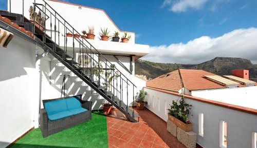 Three-Bedroom Superior Apartment