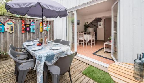 Three-Bedroom Superior Apartment