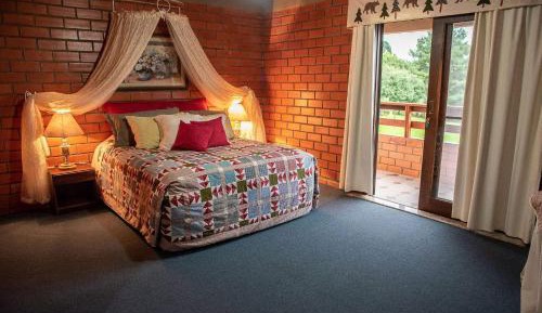 Suite with Lake View