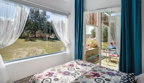 Villa with Garden View