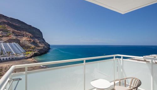 Executive Esencia (2 Adults)