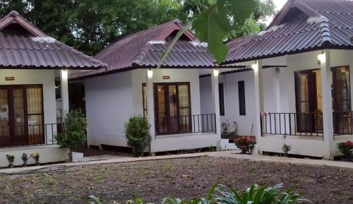 Queen Room with Garden View