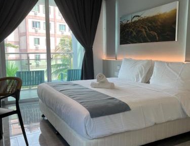 Studio - Split Level