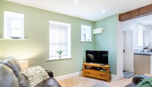Two-Bedroom Holiday Home