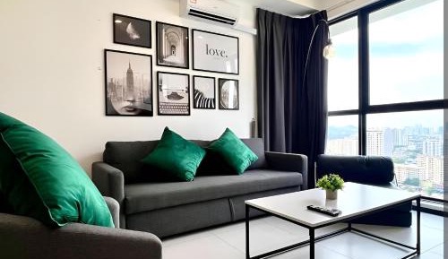 Two-Bedroom Apartment with City View