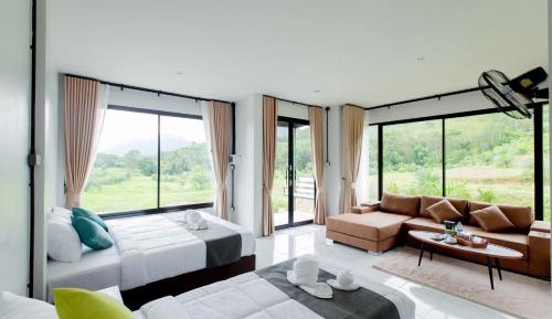 Triple Room with View