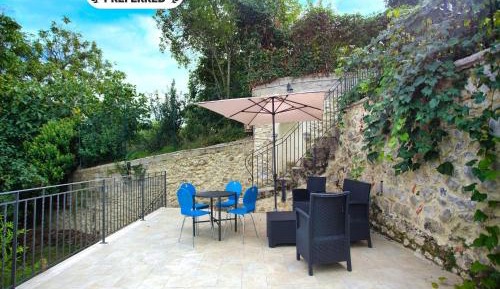 Two-Bedroom Holiday Home