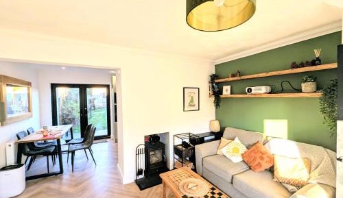 Three-Bedroom Vacation Home 