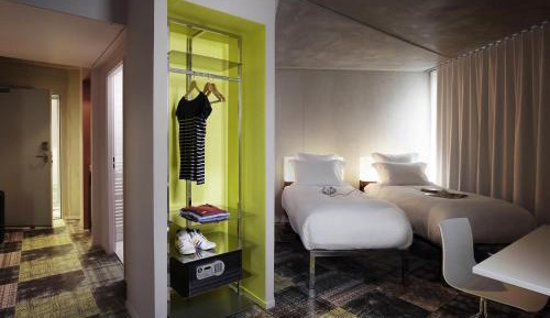 Large Mama Twin Room