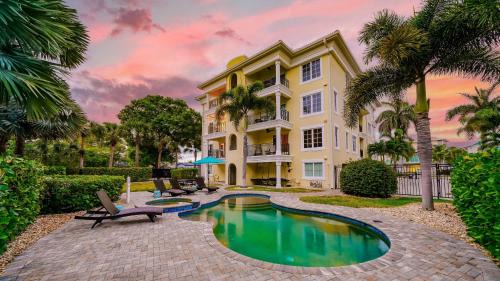 Four-Bedroom Vacation Home