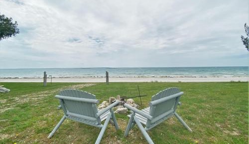 Three-Bedroom Vacation Home 