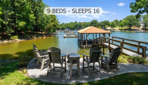 Three-Bedroom Vacation Home 