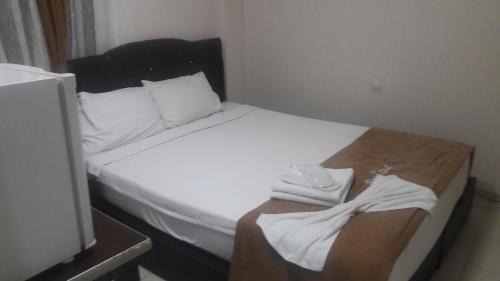 Single Room with Bathroom