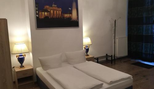 Comfort Apartment with Kitchen and own Bathroom