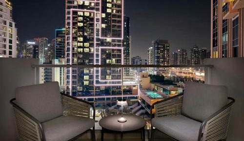 Premier Marina View Suite, King bed, Sofa bed, Club lounge access with Breakfast, Lunch & Dinner, 4PM Late checkout, Including direct access to Dubai Marina Mall & Marina Walk   