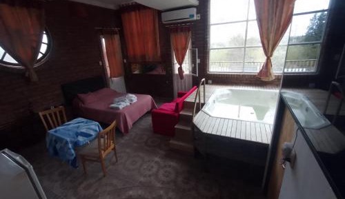 Studio with Spa Bath