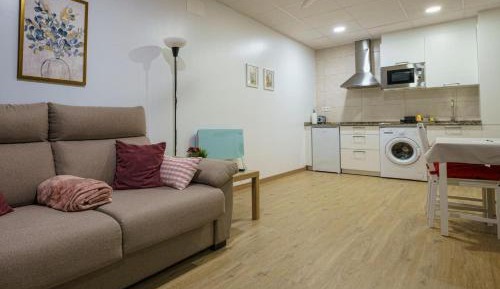 Superior One-Bedroom Apartment