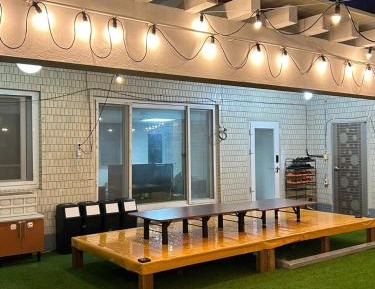 Apartment with City View