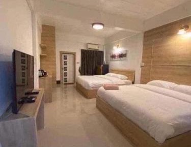 Deluxe Queen Room with Two Queen Beds