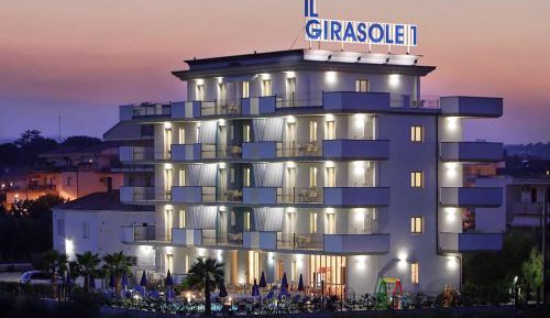 One-Bedroom Apartment with Sea View and Terrace