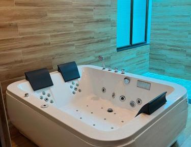 Quadruple Room with Bath