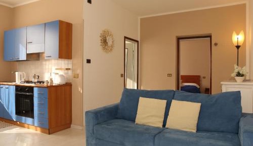 Apartment with Garden View