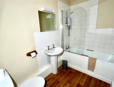 Twin Room with Bathroom