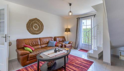 Three-Bedroom Holiday Home 