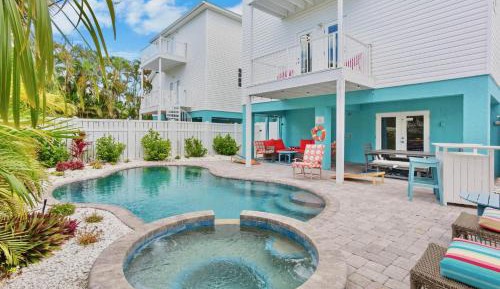 Three-Bedroom Holiday Home 