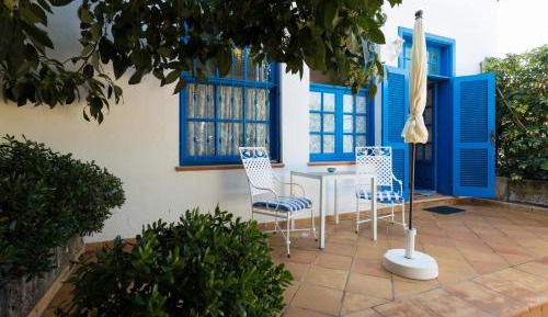 Studio with Garden View