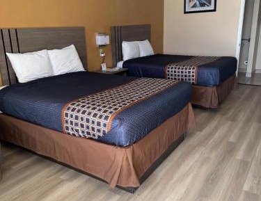 Queen Room with Two Queen Beds