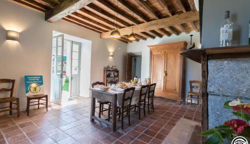 Twin Room with Private Bathroom