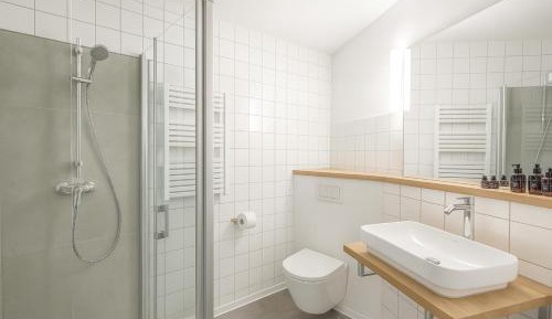 Double or Twin Room with Private Bathroom