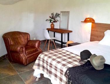 Queen Room with Garden View