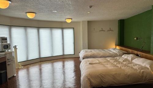 Deluxe Double Room with Shower