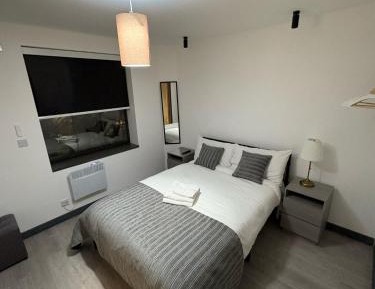 Double Room with Shared Bathroom