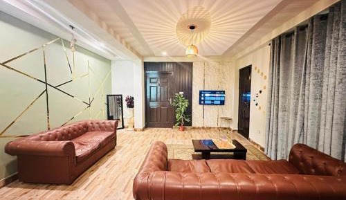 One-Bedroom Apartment with Balcony and Mountain View  