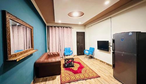 One-Bedroom Apartment with Balcony