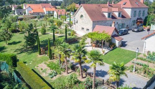 Holiday Home (3 adults)