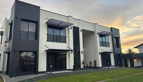 Deluxe Two-Bedroom Apartment with Garden View