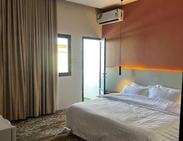 Two-Bedroom Apartment with Balcony